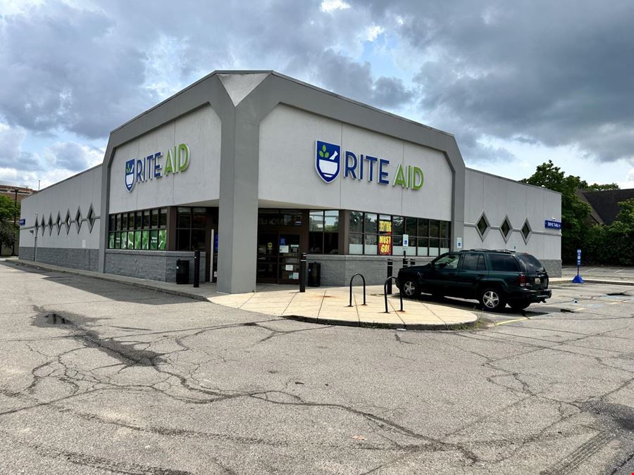 Former Rite Aid at Sparrow U of M Health System Lansing