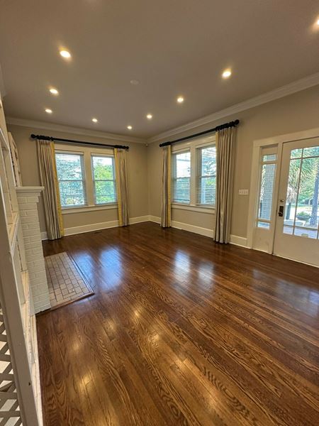 Preview of Office space for Rent at 2200 Devine St