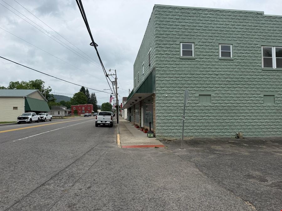 524 Nicholas St