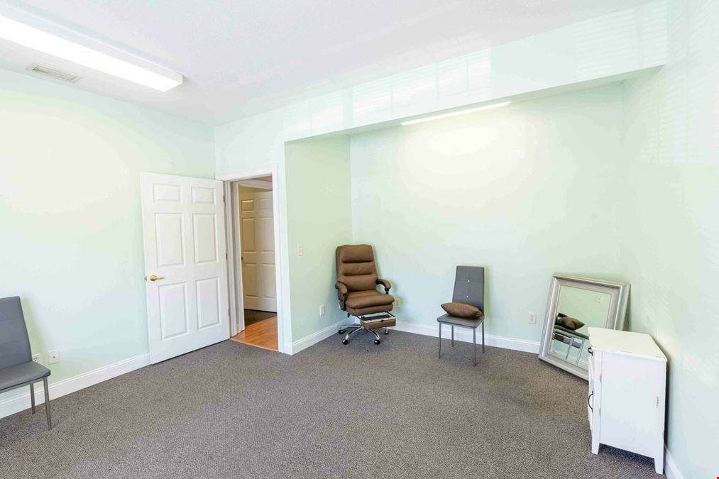 13500 Sutton Park Drive North Suite 702