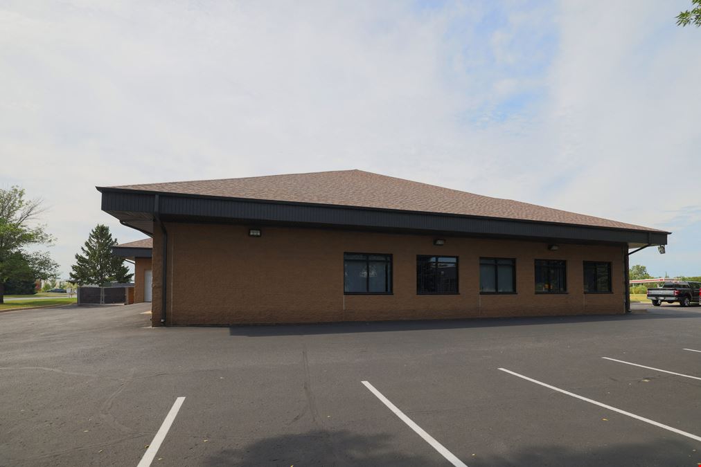 Light Industrial-Flex-Office Warehouse Building For Sale