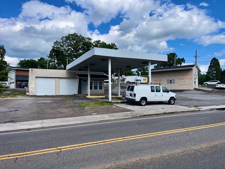 2700 Whittle Springs Road