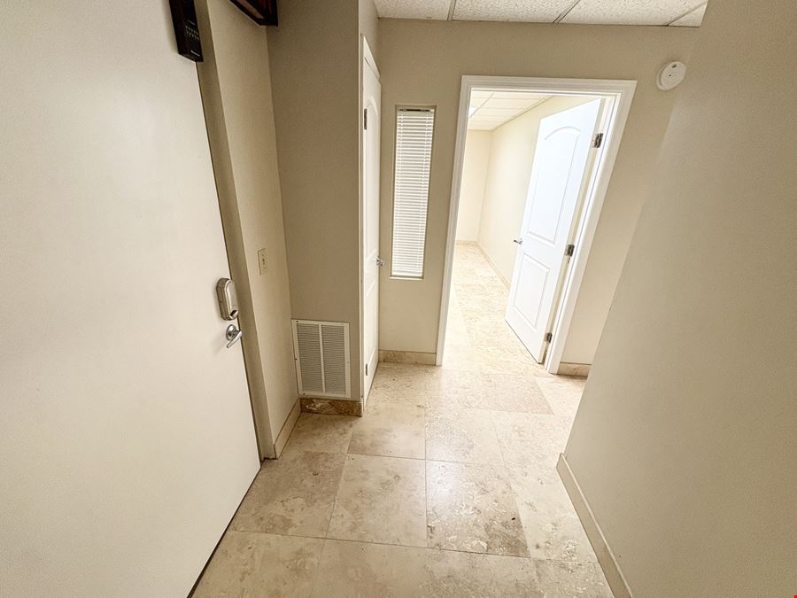 Office Condo in Mandarin Professional Complex