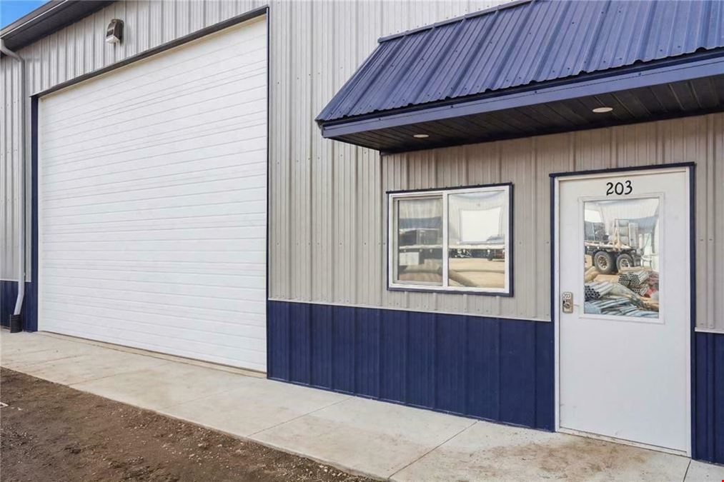 1650 Commercial Dr #203