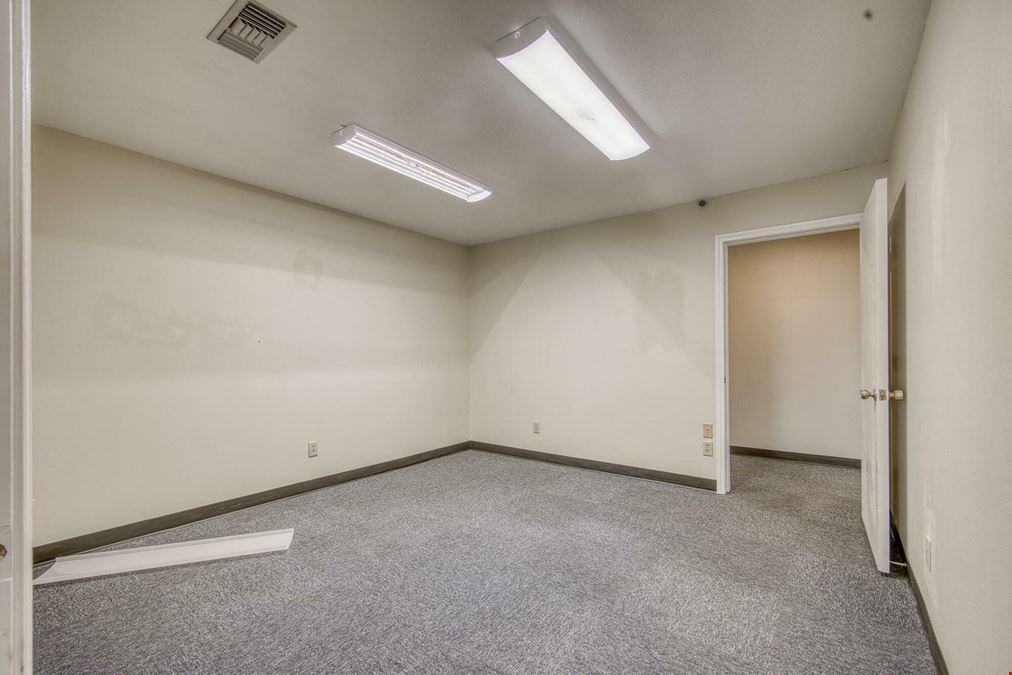Office / Warehouse for Lease on Creighton Rd