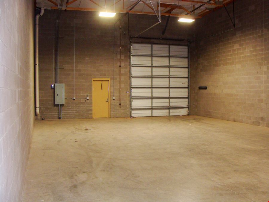 1610 N Rosemont