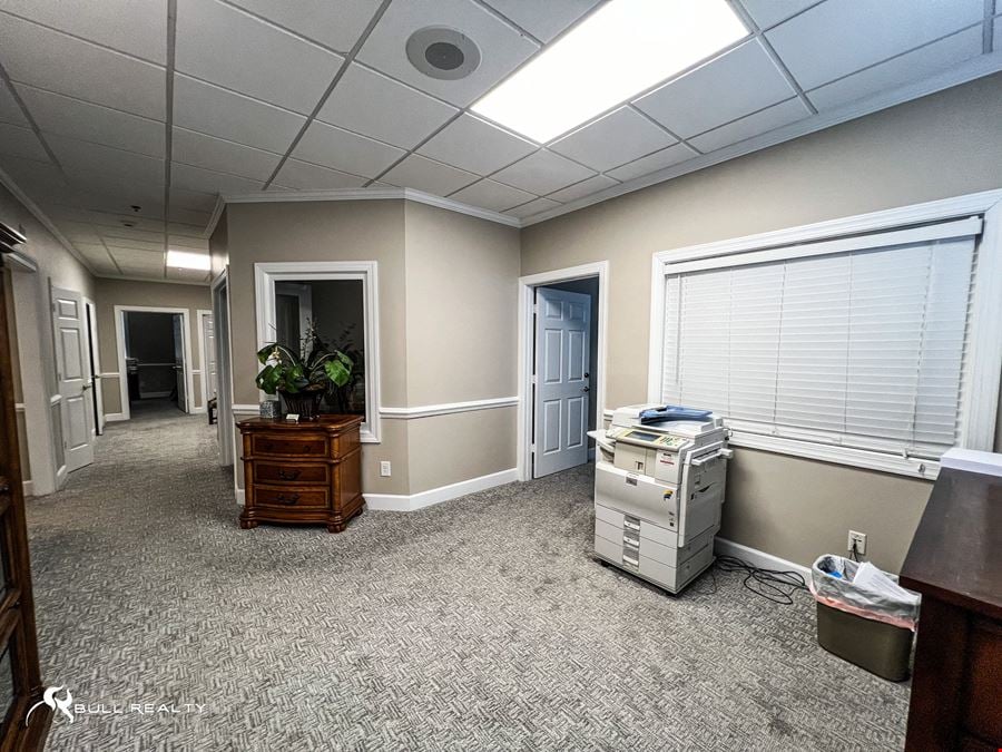 Office Suite in East Cobb | ± 1,593 SF | For Lease