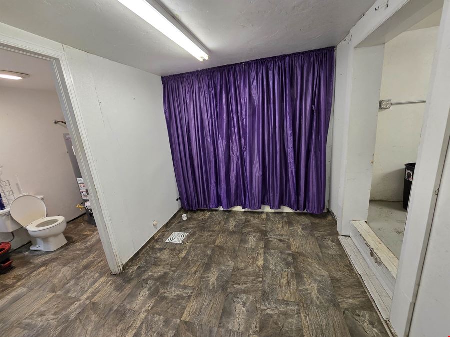 3258 F Rd