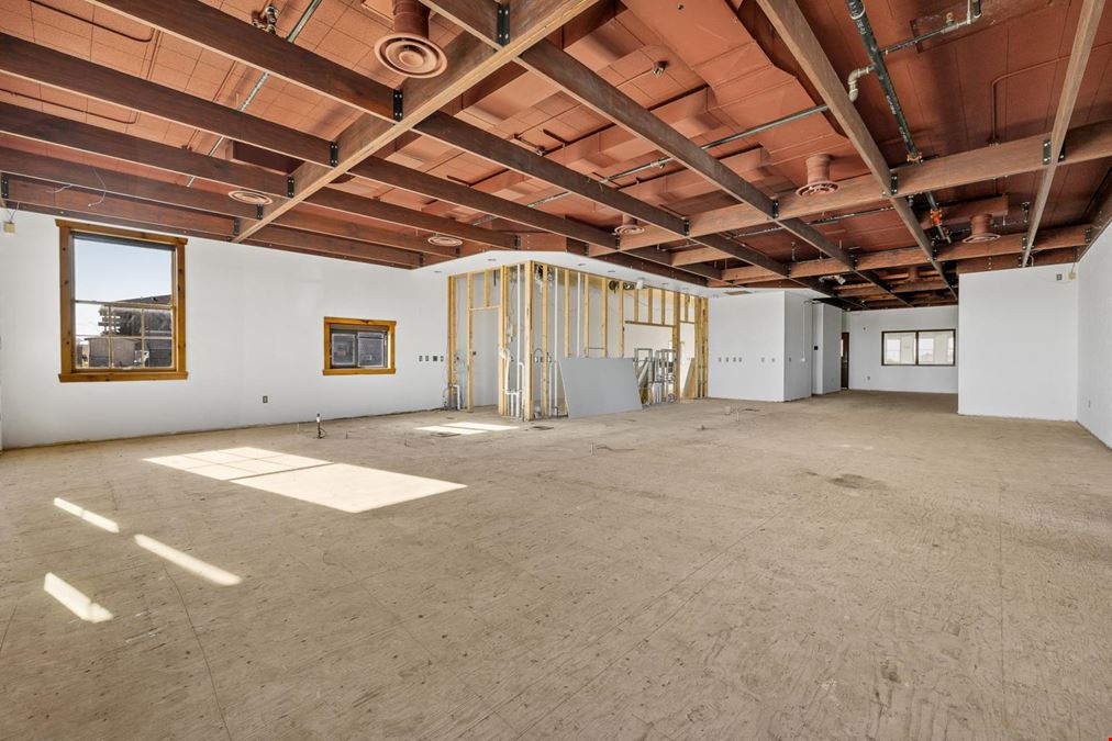 Mt Rushmore Road Office & Retail Flex Space