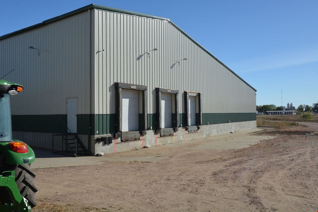 Large-Scale Industrial Greenhouse Operation