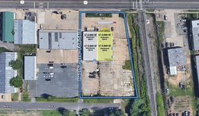Heath Plaza 2058 - 2060 E Texas St.