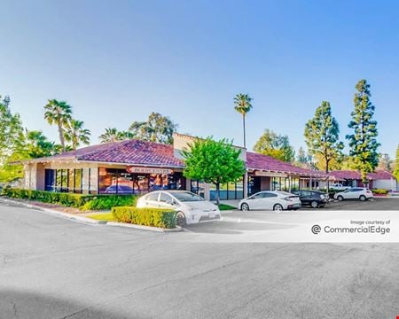 Preview of Retail space for Rent at 1601 East Lincoln Avenue