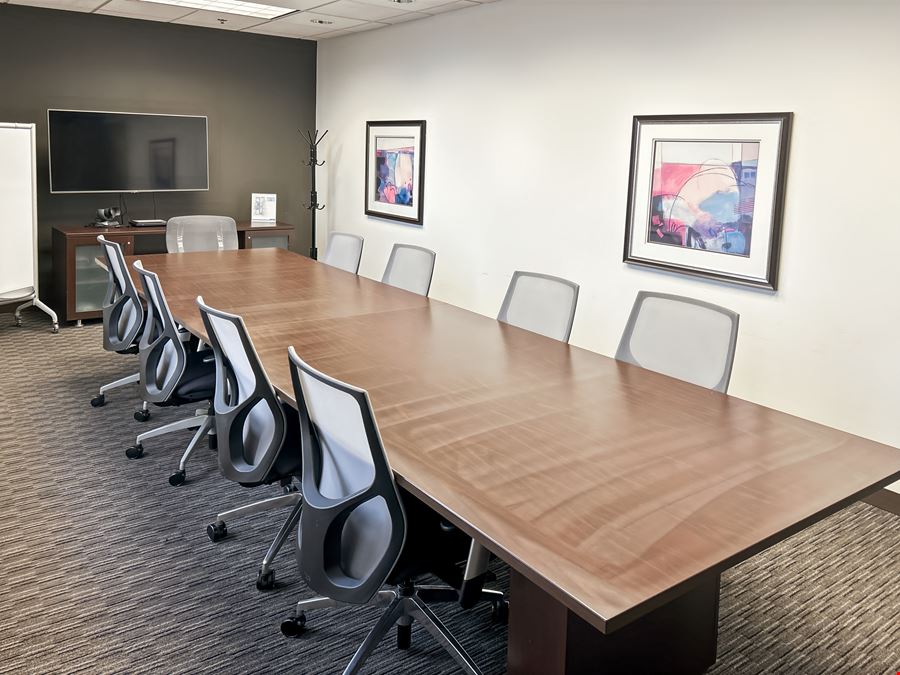 Regus - Lee's Summit - Business Exchange Building