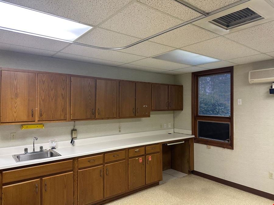 11201 Fremont Pike