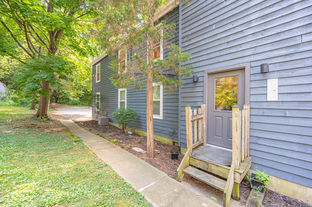 2230 Kemper Lane