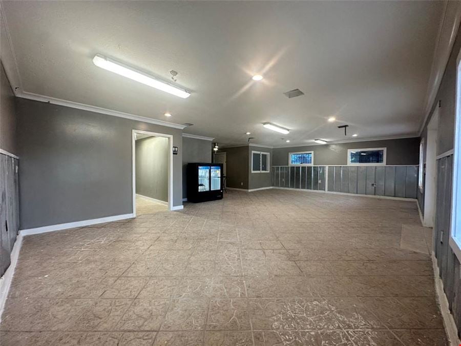  7413 Jensen Dr. Prime Multi Use Commercial Land for Dev.