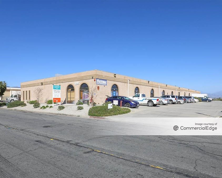 Fitzgerald Industrial Park - 1245 & 1285 North Fitzgerald Avenue