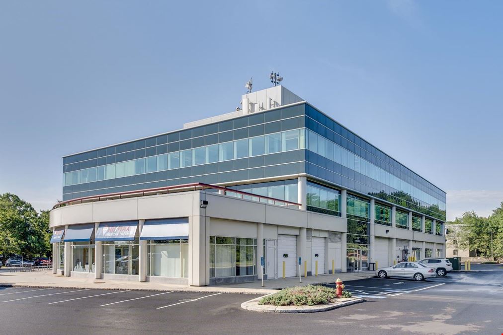 130 New Boston Street - KS Labs @Woburn Village