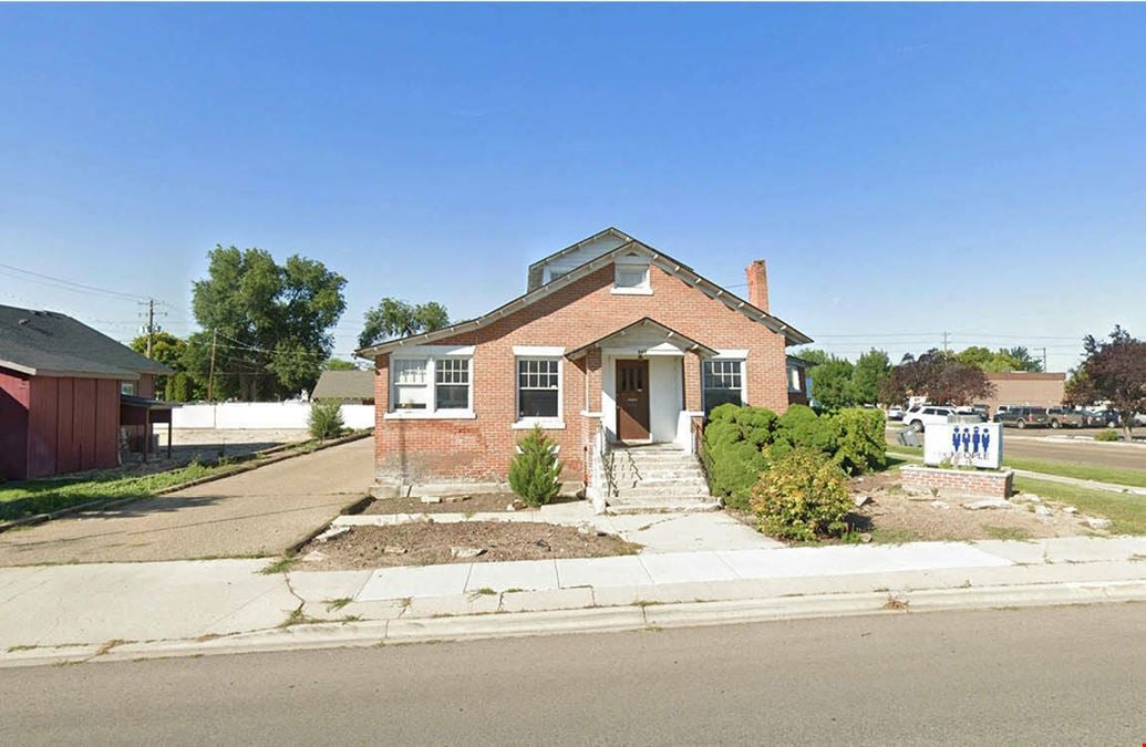 703 2nd Street South