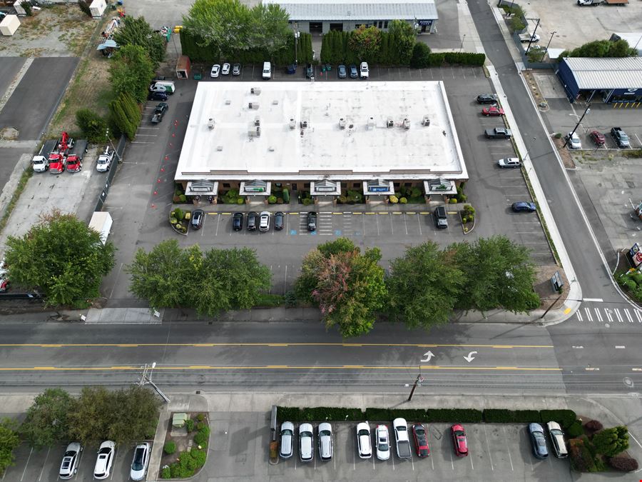 1004 E Main