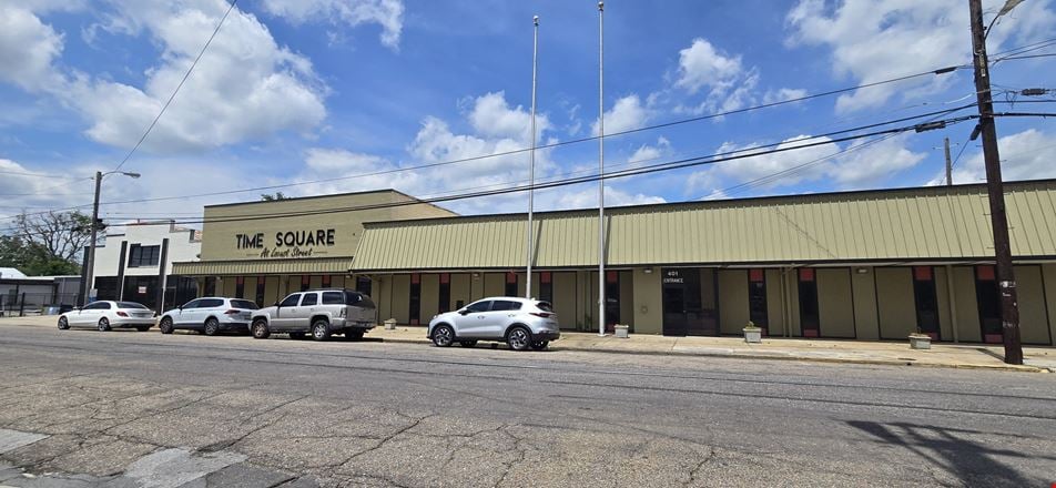 Preview of Retail space for Rent at 401 Locust Street