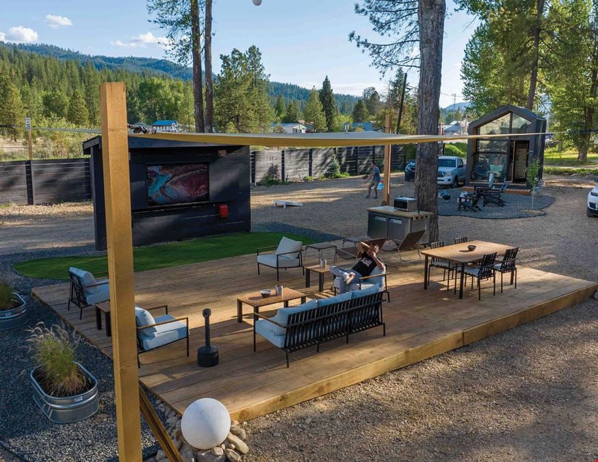 Smokejumper Tiny Home Resort