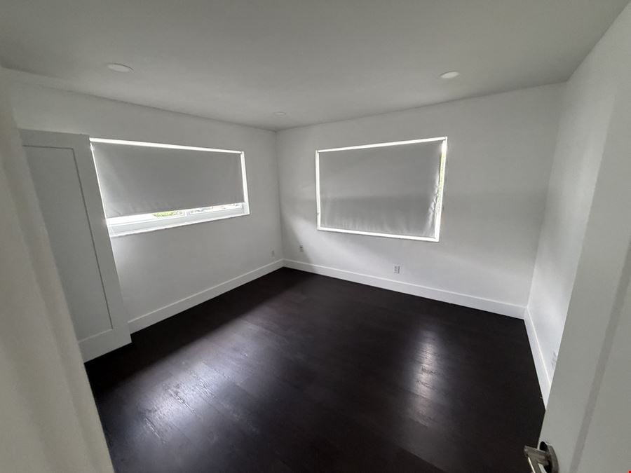 4850 SW 26th Ave