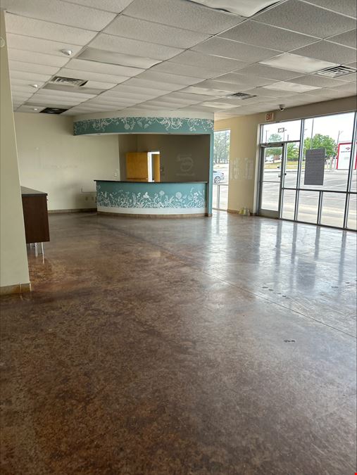 7122 San Pedro Ave