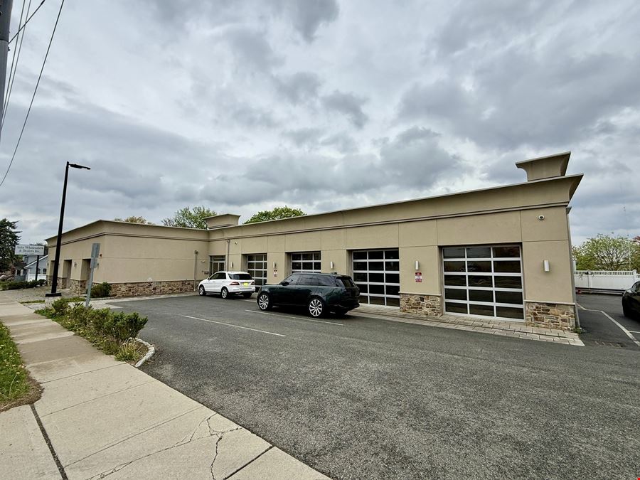 Used Car Dealership With Attached Auto Mechanic Shop