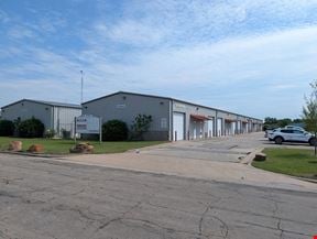 323 N Industrial Dr 