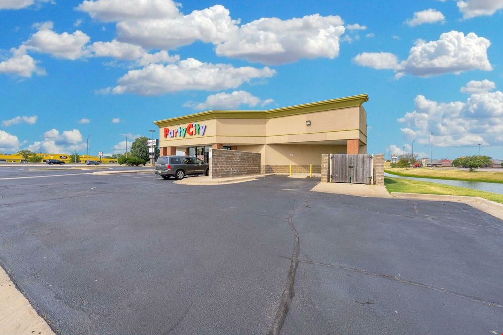 W. Kellogg Retail Building