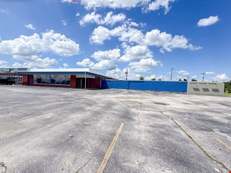 Preview of Office space for Sale at 715 W Walnut St