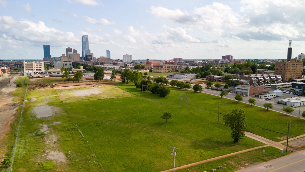 1500 Broadway Land