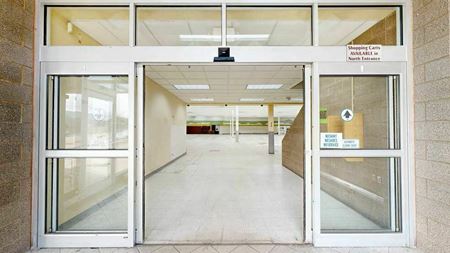 Preview of Retail space for Sale at 400 W 9th St N
