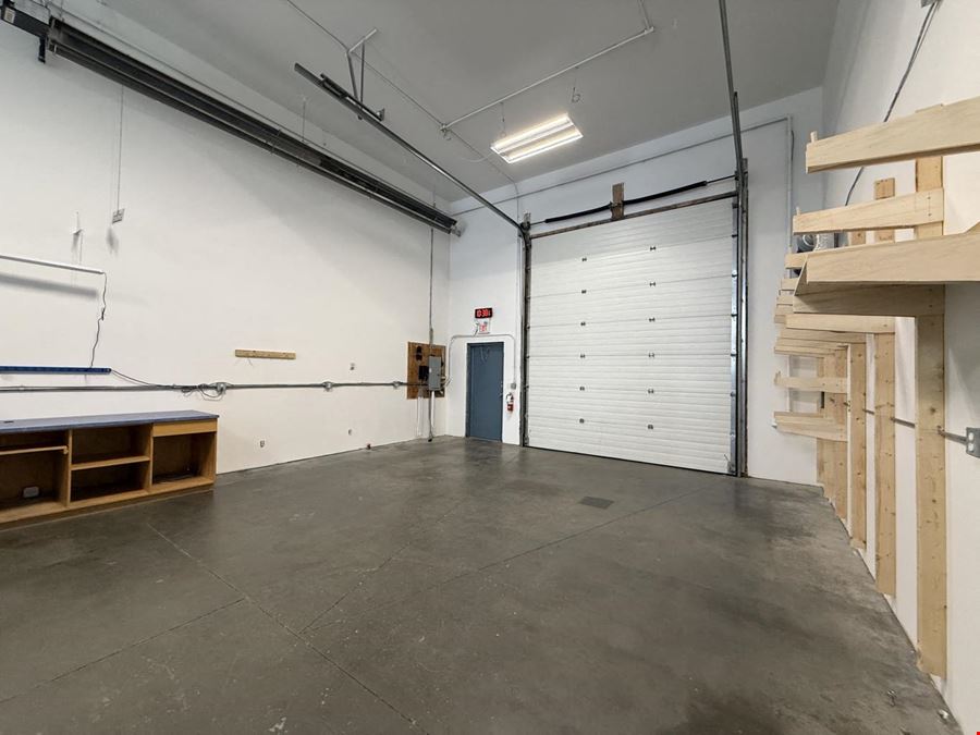 7459 Edgar Industrial Bend - Unit 7