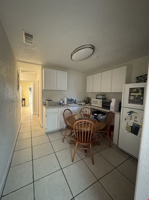 494 N Harbor City Blvd