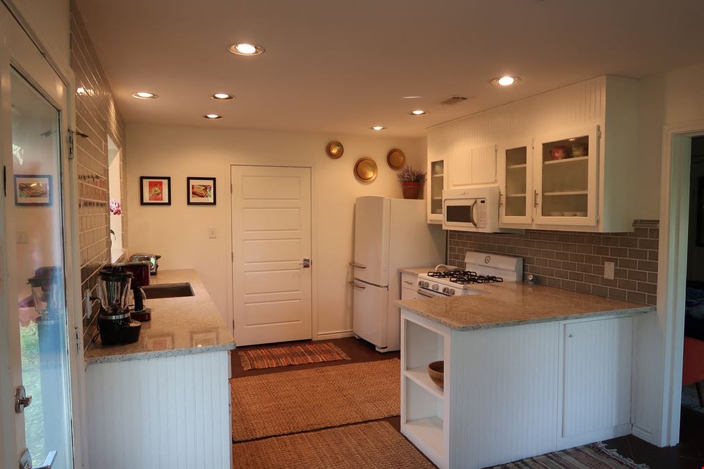 LaLa Park- Private Hill Country Retreat