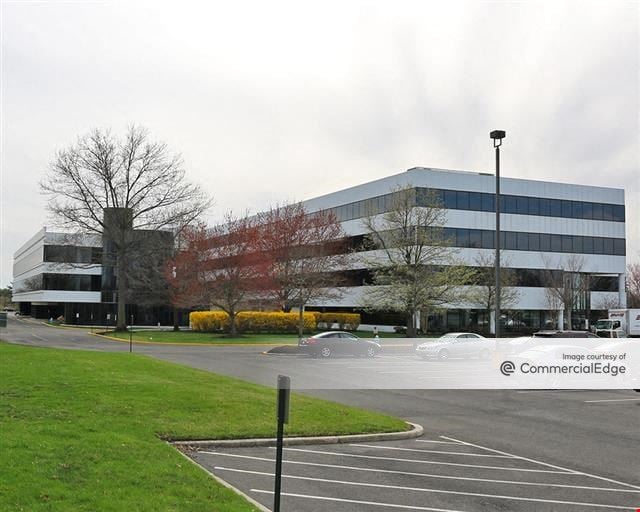 Laurel Corporate Center - 2000 & 4000 Midlantic Drive