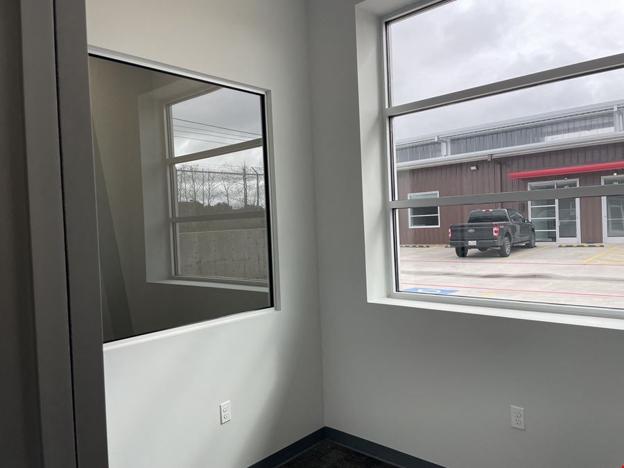 331 Corporate Wood Dr