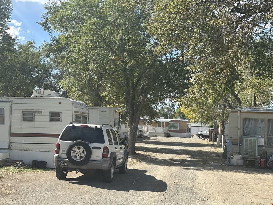 F & H Trailer Court & Motel