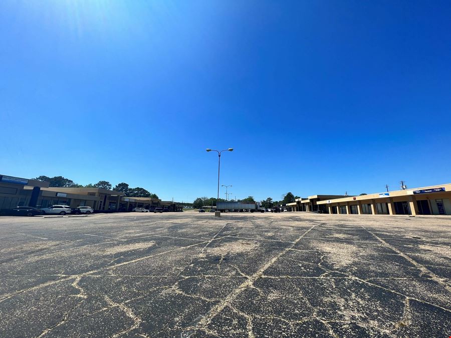 Northview Plaza