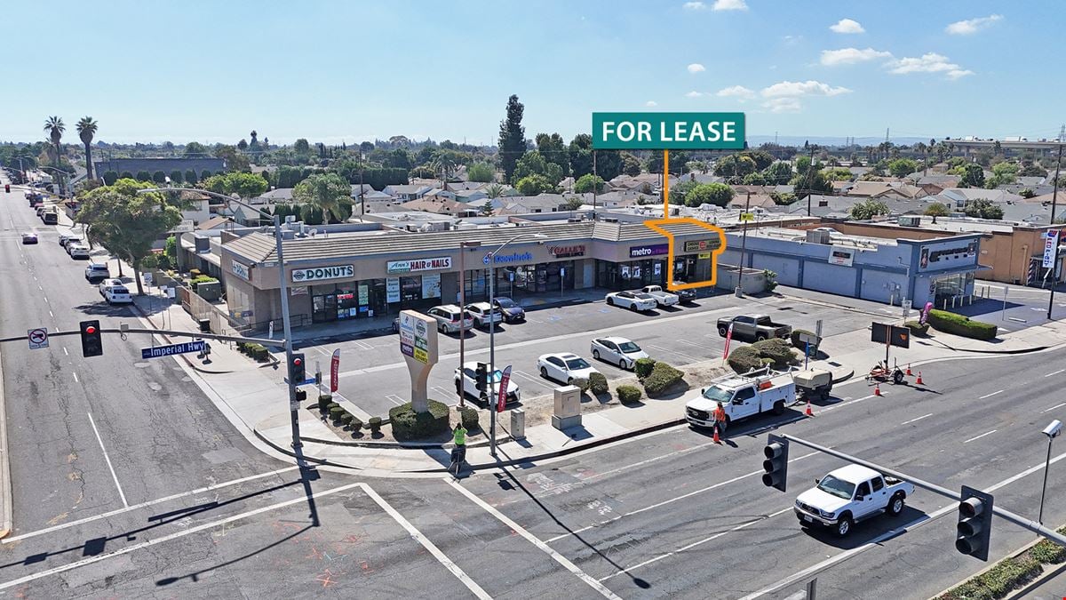 End-Cap Retail Space For Lease