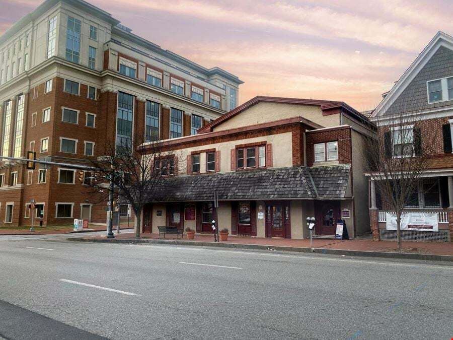 139 W Market St