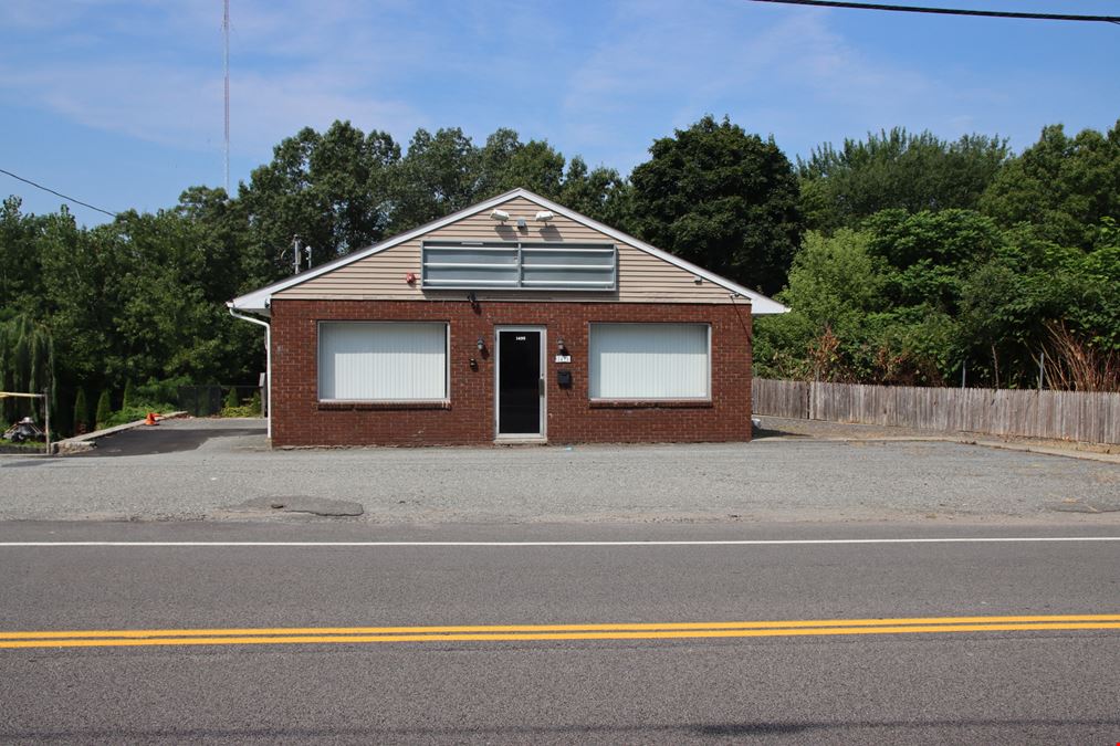 2,700SF Freestanding Commercial Building - NNN Lease