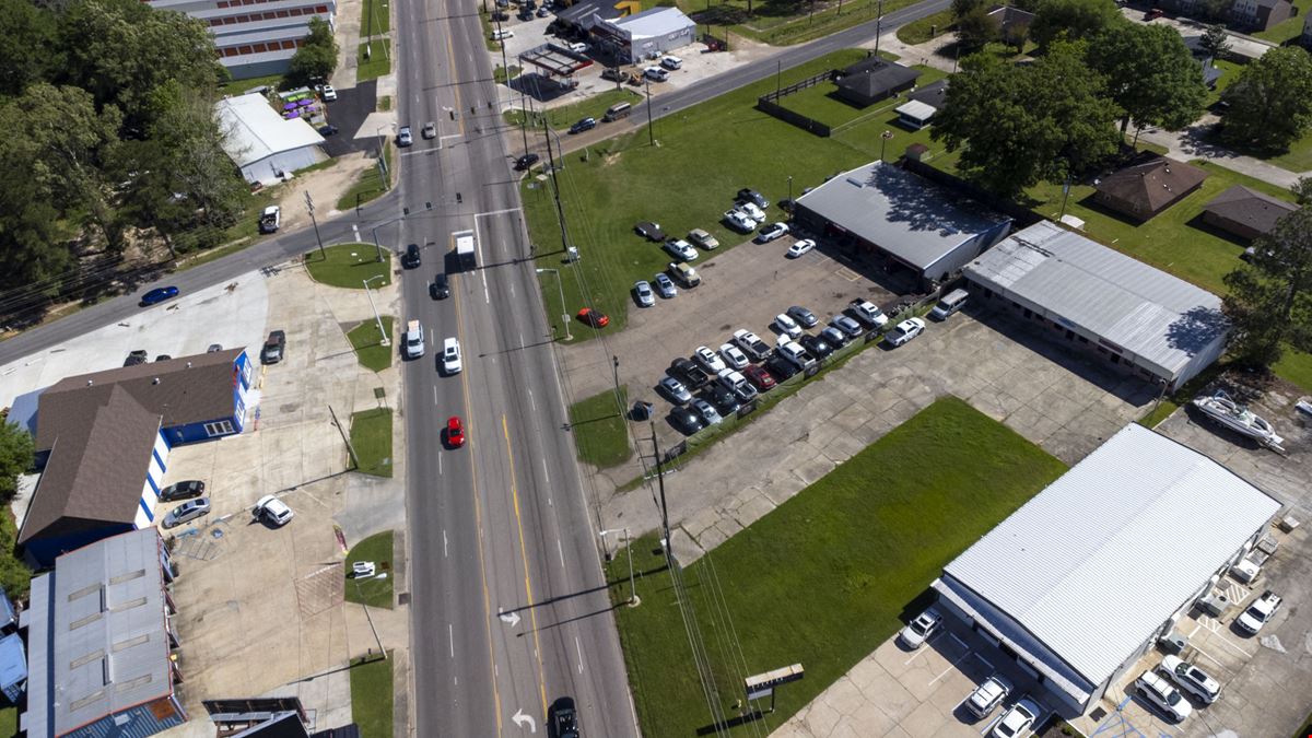 3650 Louisiana 19
