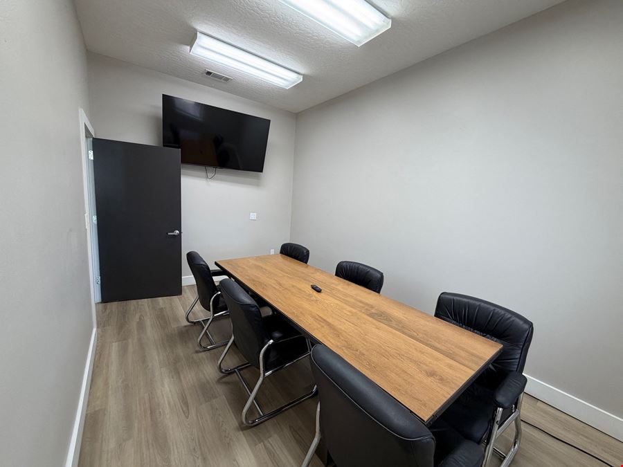 3,200 SF Office Available ~ Ste. A & B ~ Near Eglin AFB