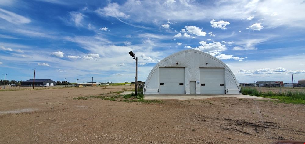 7,000 SQ FT SHOP ON 4.8 Acres In Stanley, ND