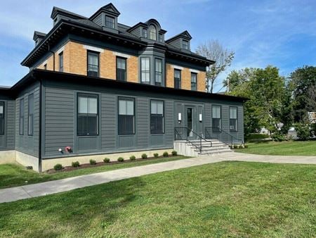 Preview of Office space for Rent at 886 Columbia St
