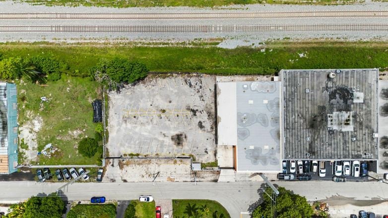 Preview of Industrial space for Rent at 1636 NE 12th Ter