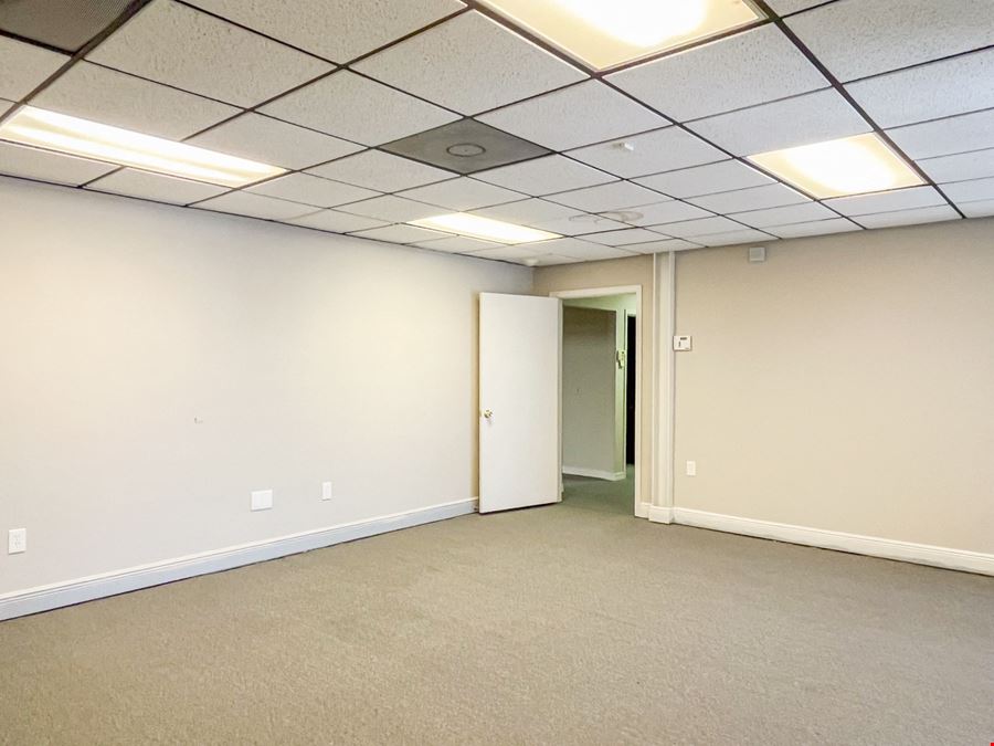 Office Condo off I-10 in Metairie for Lease